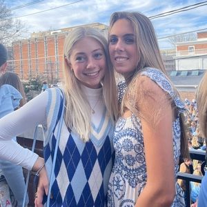 Princess Polly Blue Argyle Vest in XS/S